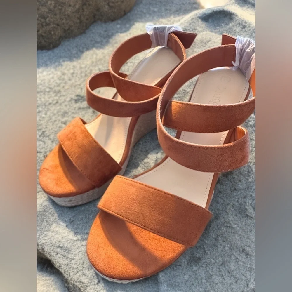 New Coutgo Women's Wedge Sandals Cross Strap Espadrille Platform Size 9 Brown